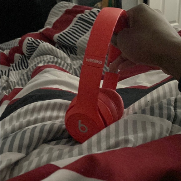 Wireless Headphones - Red